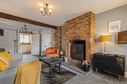 1 bedroom cottage for sale, Bridge Street, Bampton OX18