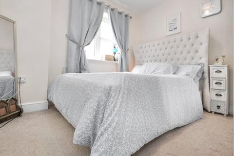 3 bedroom terraced house for sale, Royal Troon Mews, Wakefield, West Yorkshire