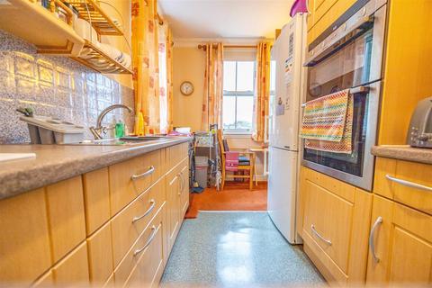 2 bedroom retirement property for sale, CAMBRIDGE ROAD, Southend-On-Sea