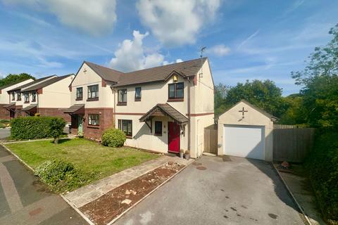 3 bedroom semi-detached house for sale, Nightingale Close, Torquay TQ2