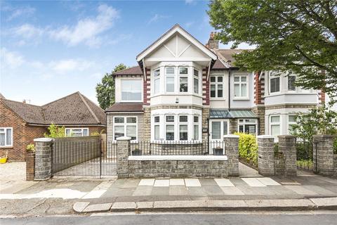 undefined, St. James's Avenue, Hampton Hill, Hampton, TW12