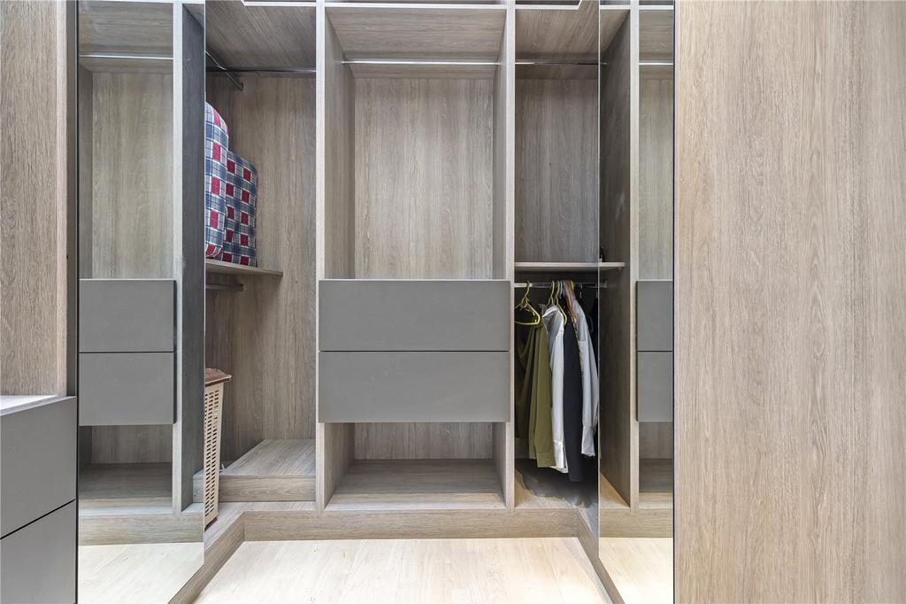 Dressing Room