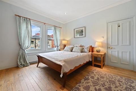 4 bedroom house for sale, Edith Road, London W14