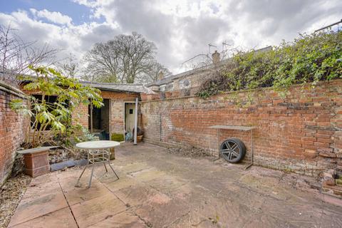 6 bedroom terraced house for sale, St. Marys Square, Newmarket CB8