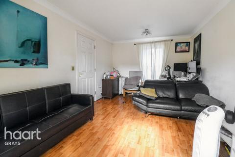 4 bedroom terraced house for sale, Caspian Close, Purfleet