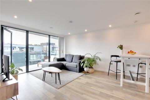Hawthorne Crescent, London, SE10
