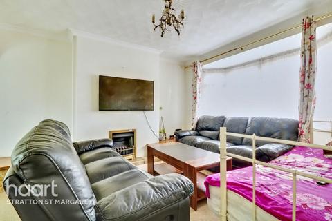 3 bedroom semi-detached house for sale, Tudor Crescent, Stratton St Margaret
