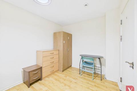 undefined, Greatmeadow, Northampton NN3