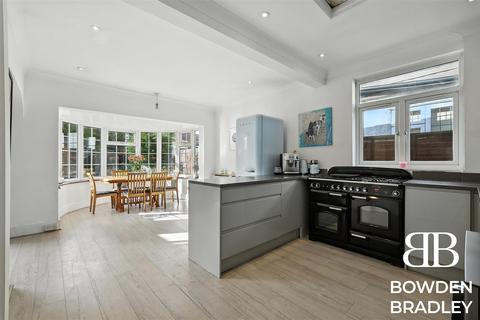 undefined, Mossford Lane, Barkingside