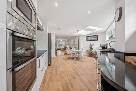 4 Amies Street, London, SW11 2JN
