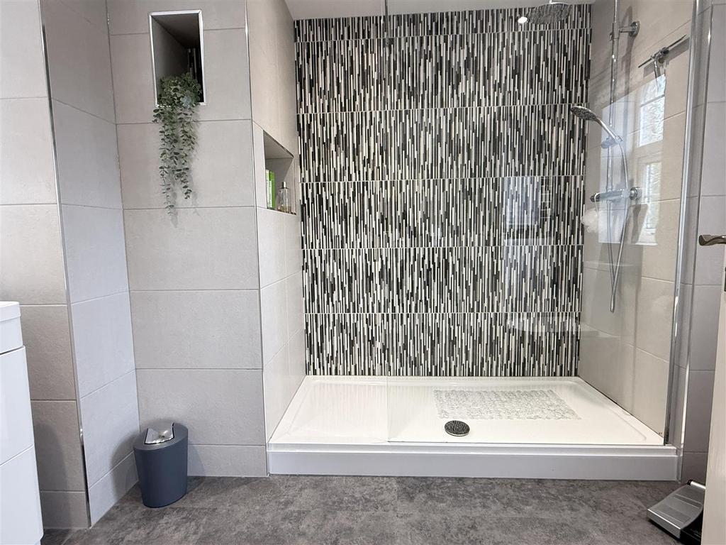 En suite shower/wc