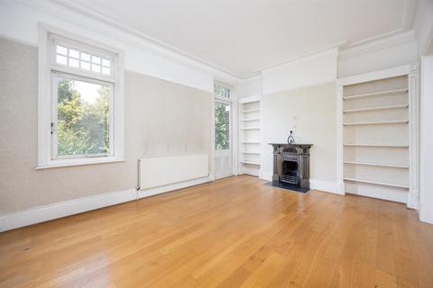 3 bedroom flat for sale, Phoenix Lodge Mansions, London W6