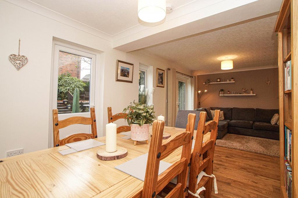 Dining Lounge