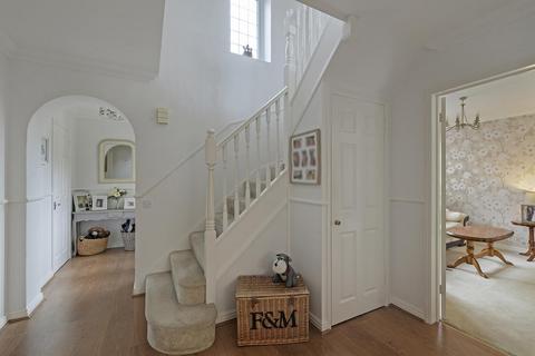 4 bedroom detached house for sale, Roseleigh Avenue, Allington ME16
