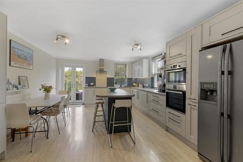 undefined, Sweets Lane, East Malling ME19