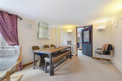 undefined, Swan Street, West Malling ME19