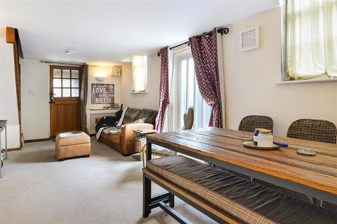 undefined, Swan Street, West Malling ME19