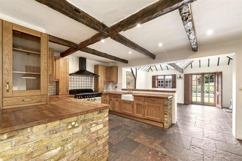 3 bedroom detached house for sale, Brook Lane, Snodland ME6
