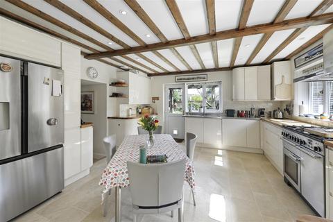4 bedroom semi-detached house for sale, Norman Road, West Malling ME19