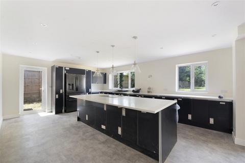 undefined, Broadwater Road, West Malling ME19