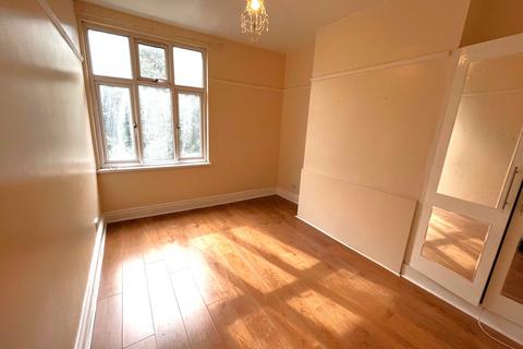 undefined, Brightwell Avenue, Westcliff-on-Sea SS0