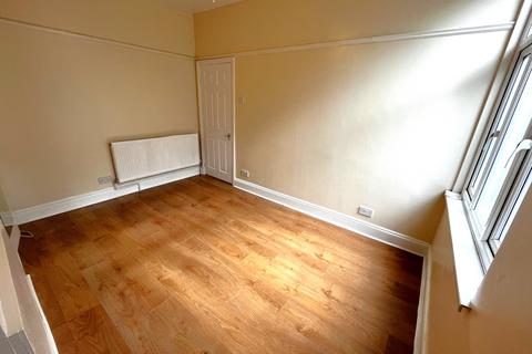 undefined, Brightwell Avenue, Westcliff-on-Sea SS0