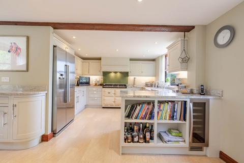 undefined, Buckingham Road, Weedon