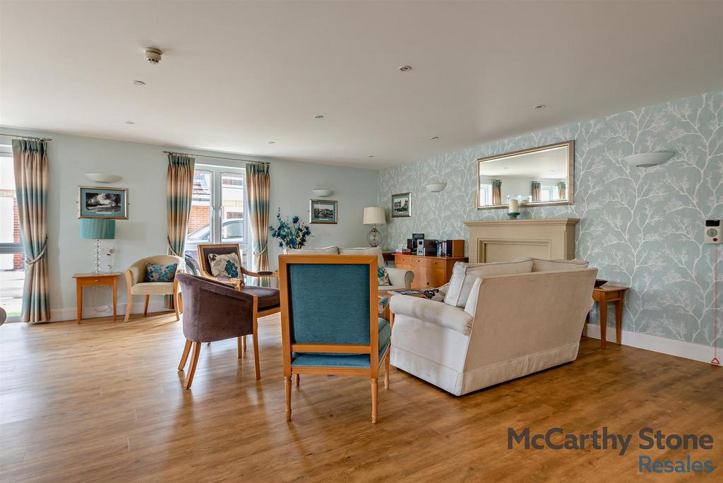 8661784-interior16-800.jpg
