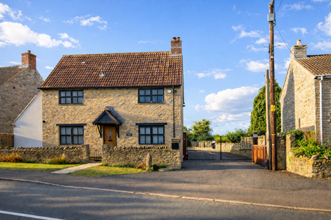 undefined, Castle Street, Somerton TA11