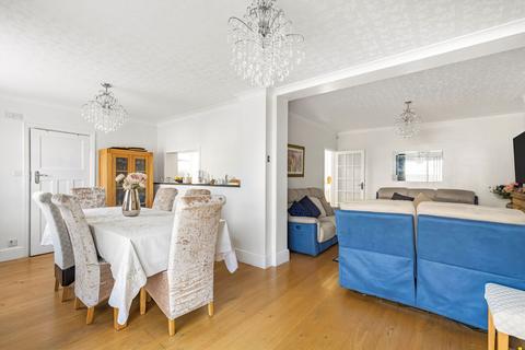4 bedroom semi-detached house for sale, Tolworth Rise North, Surbiton KT5