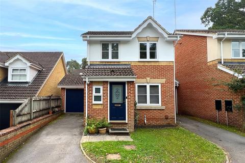 3 bedroom link detached house for sale, Queens Ride, Crowthorne, Berkshire, RG45