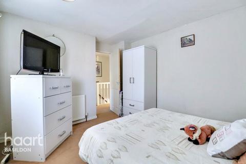 8 Nelson Road, Basildon, SS14 1QQ