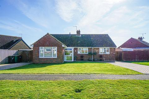 19 Manor Close, Icklesham, Winchelsea, TN36 4BT