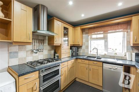 6 Birchwood, Benfleet, SS7 4NL
