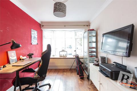 6 Birchwood, Benfleet, SS7 4NL