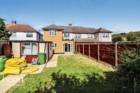 undefined, Warren Drive, Hornchurch