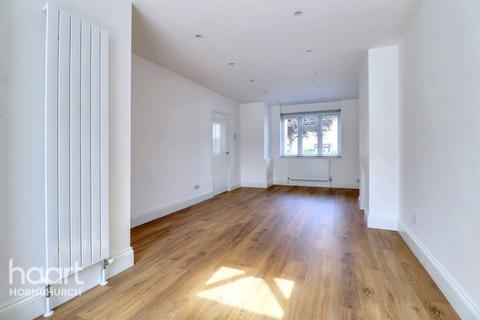 undefined, Warren Drive, Hornchurch