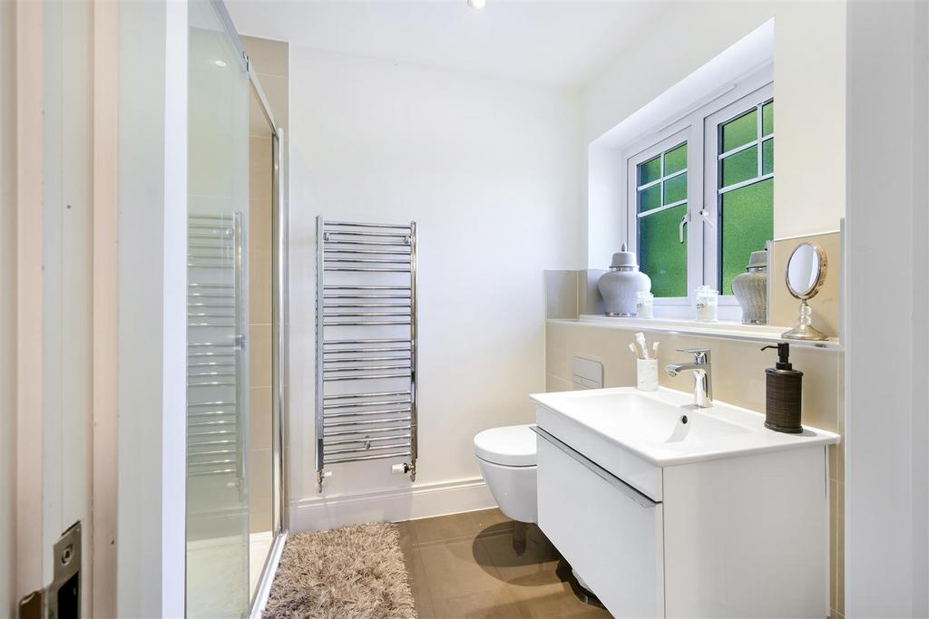 KENMORE CLOSE, 1-18.jpg