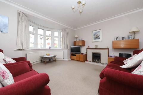 4 bedroom semi-detached house for sale, Harrow, Greater London HA2