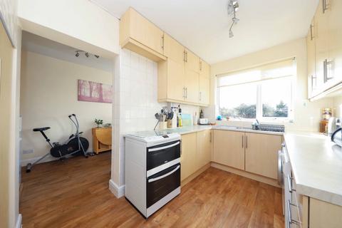 4 bedroom semi-detached house for sale, Harrow, Greater London HA2