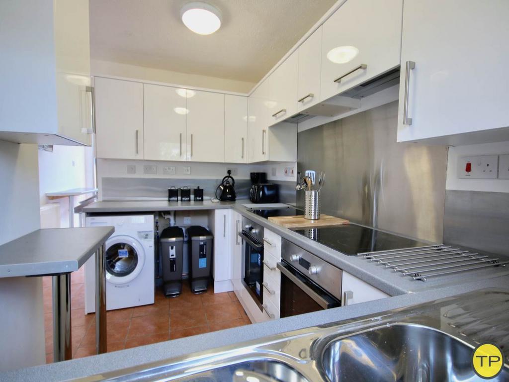 Kitchen 2
