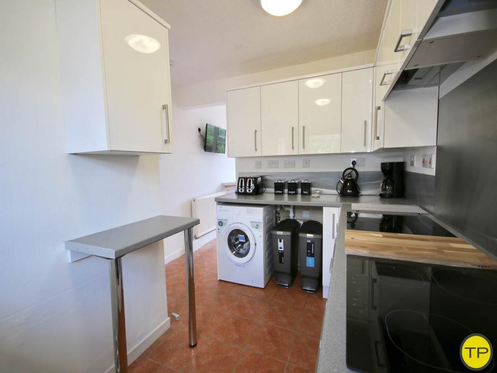 Kitchen 3