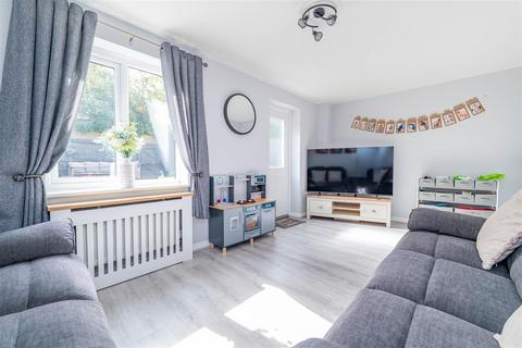 28 Aspenwood Close, Bamber Bridge, Preston, PR5 6DR