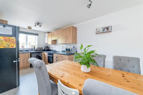 28 Aspenwood Close, Bamber Bridge, Preston, PR5 6DR