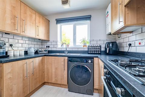 28 Aspenwood Close, Bamber Bridge, Preston, PR5 6DR