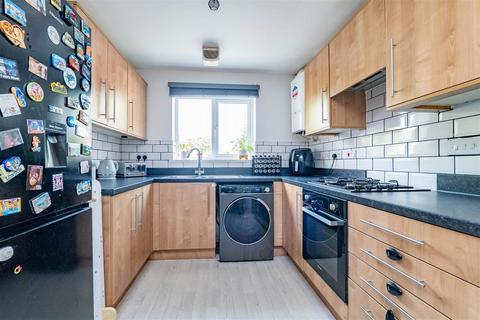 28 Aspenwood Close, Bamber Bridge, Preston, PR5 6DR