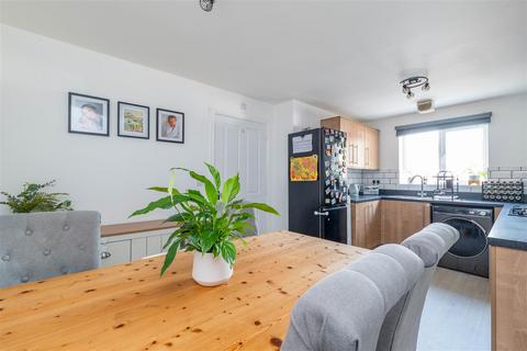 28 Aspenwood Close, Bamber Bridge, Preston, PR5 6DR