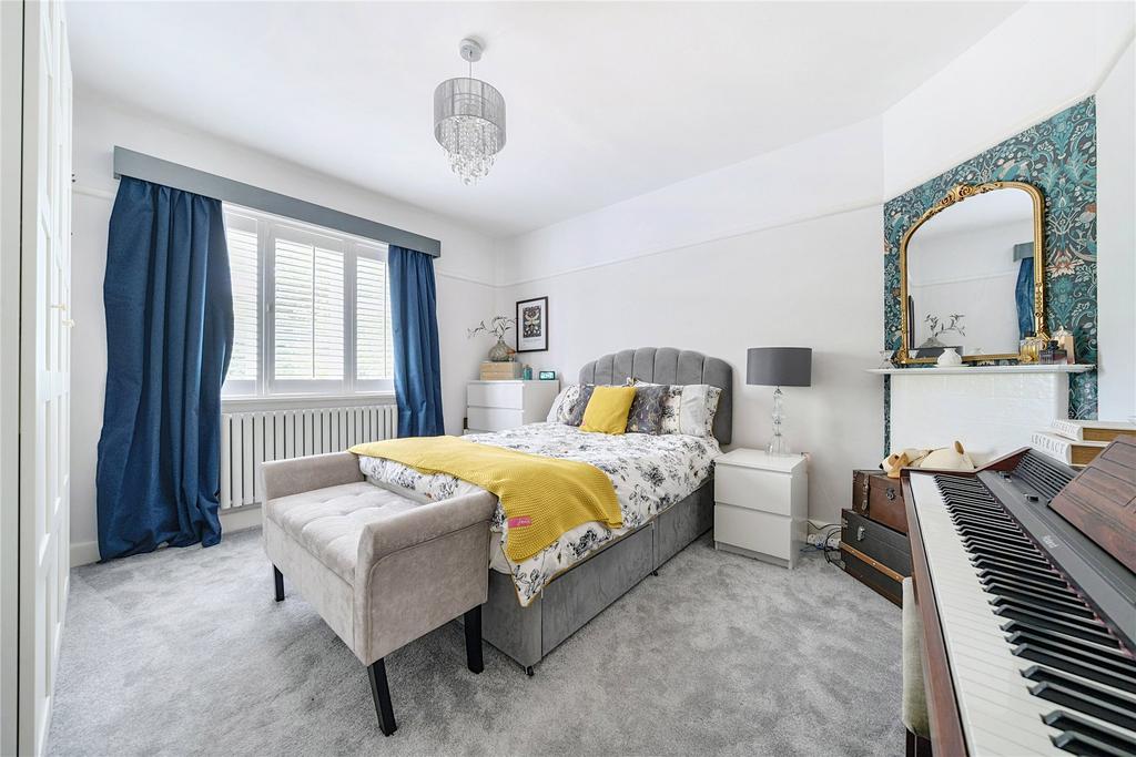 Pretty Bedroom