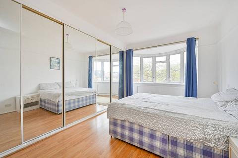 34 Friars Way, London, W3 6QE