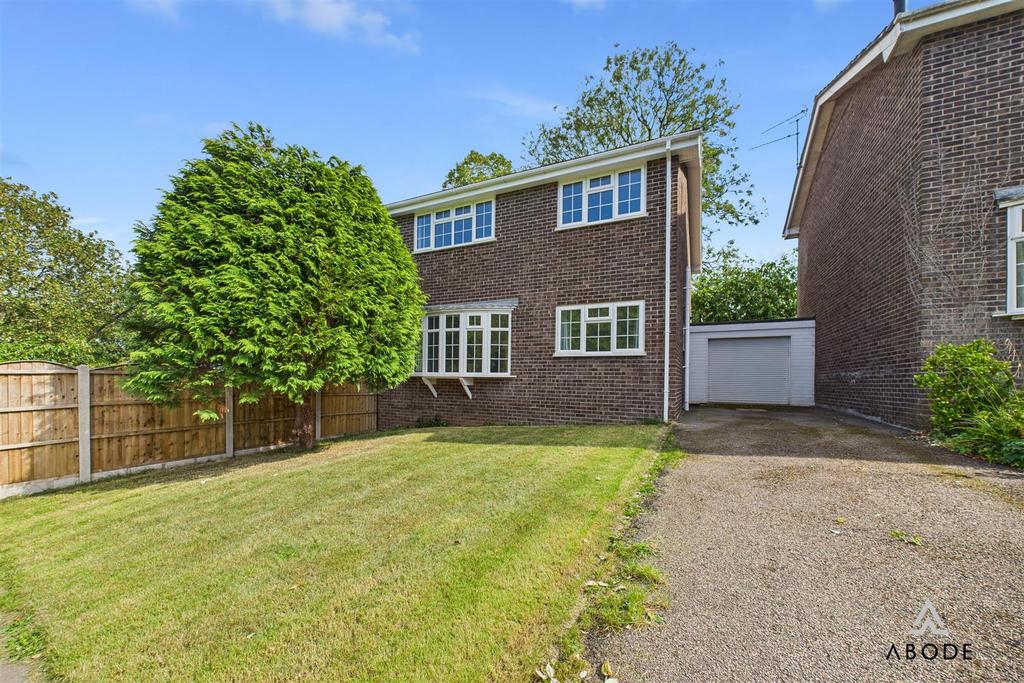 CAM04913 G0-PR0073-STILL017.jpg